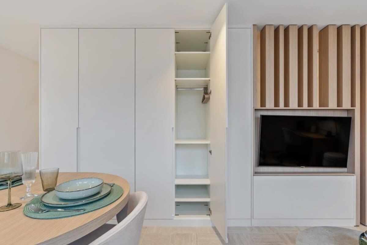 Modern Studio With King Bed, Walk To Attractions Luxemburgo Exterior foto